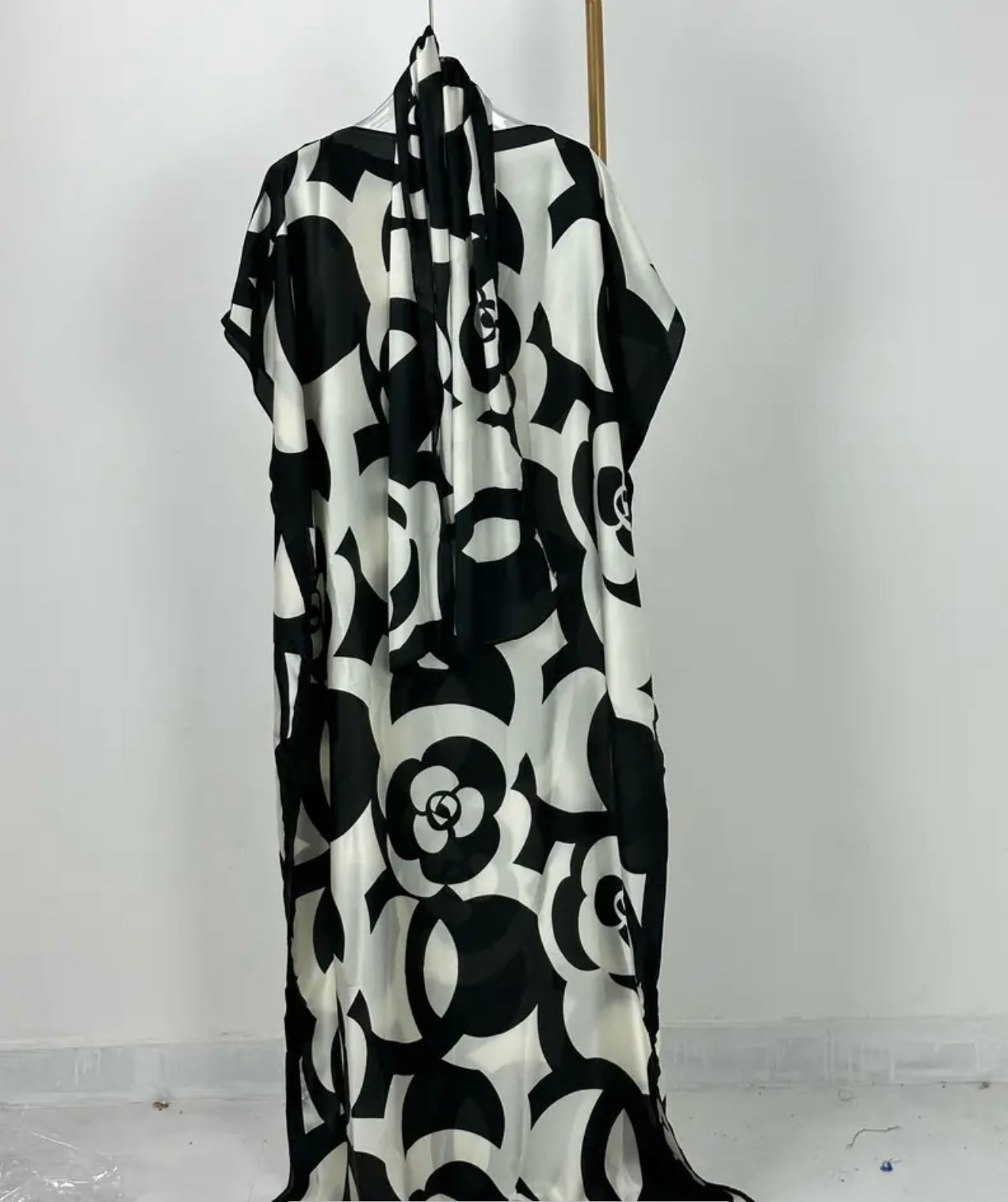 Dominique Glam Kaftan